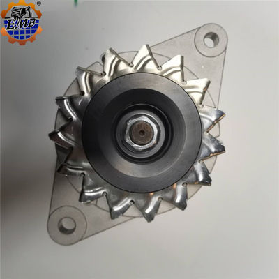 600-821-7210 24V 35A Alternator 600-821-7240 Do silnika Komatsu 6D95L S6D105