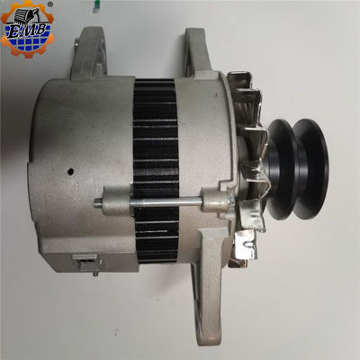 600-821-7210 24V 35A Alternator 600-821-7240 Do silnika Komatsu 6D95L S6D105
