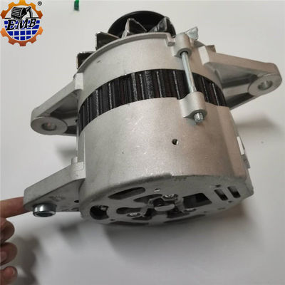 600-821-7210 24V 35A Alternator 600-821-7240 Do silnika Komatsu 6D95L S6D105